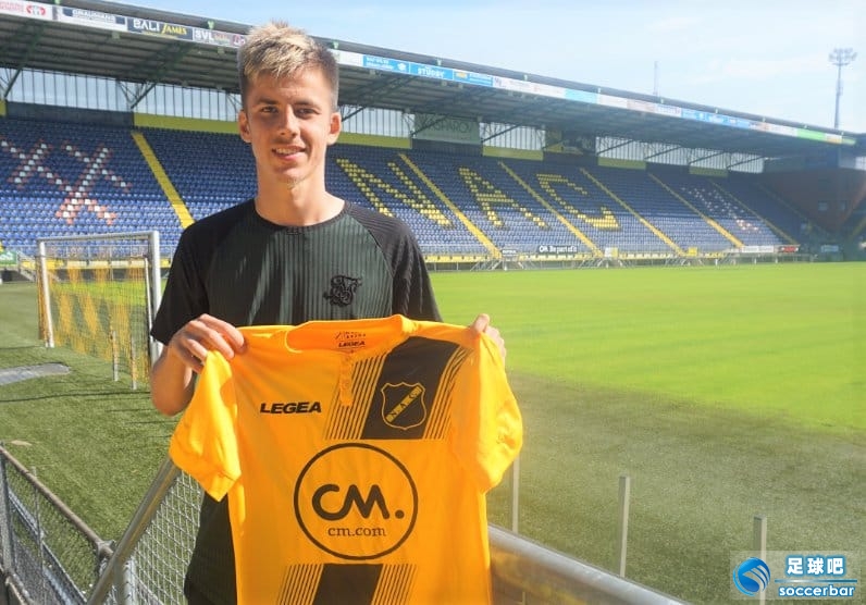 广东宏远训练开放日，赛后完成体检引欢呼，荷甲在即，球队文化再被提及的简单介绍-开云体育